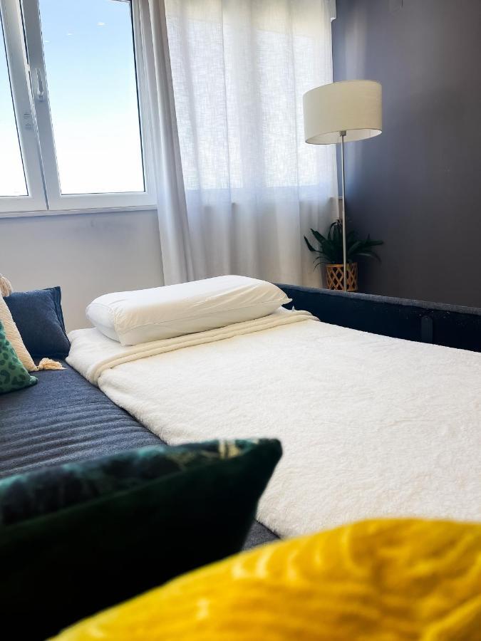 Airport Lisbon Guest House Экстерьер фото